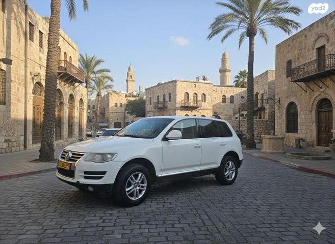 מודעת רכב פולקסווגן טוארג