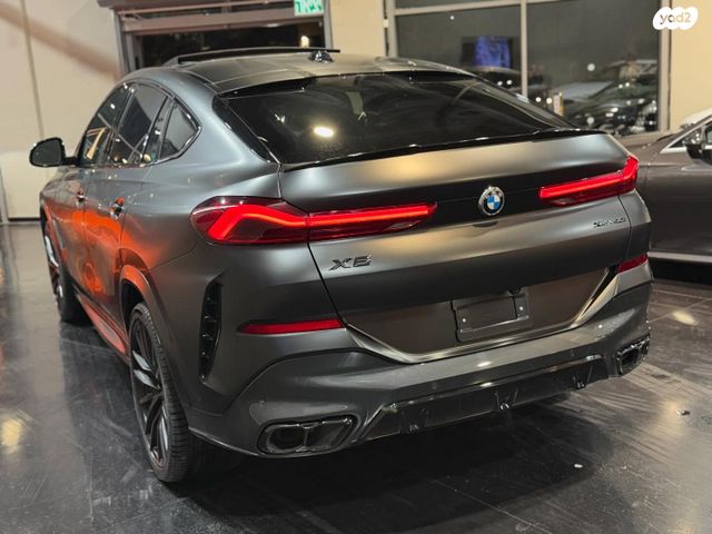 ב מ וו X6