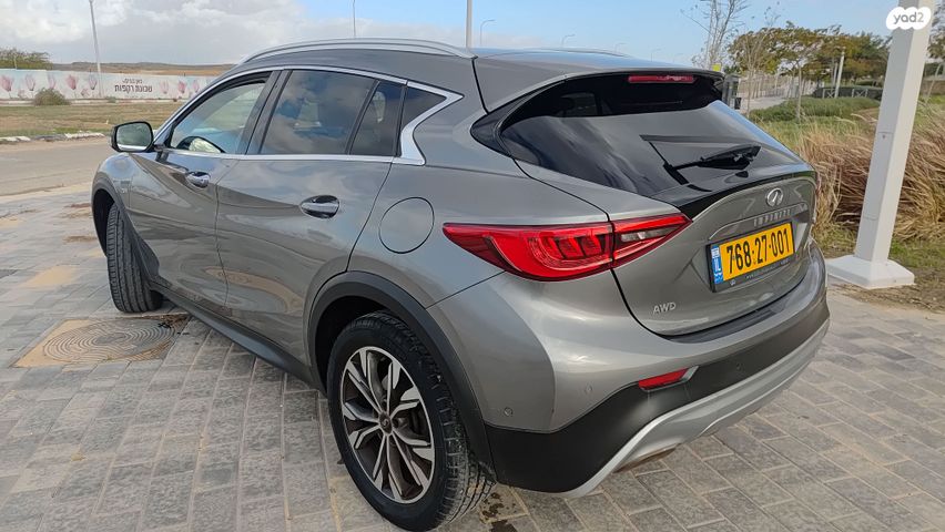 מודעת רכב אינפיניטי QX30