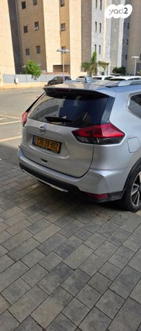 ניסאן אקס טרייל