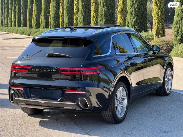 ג'נסיס GV70