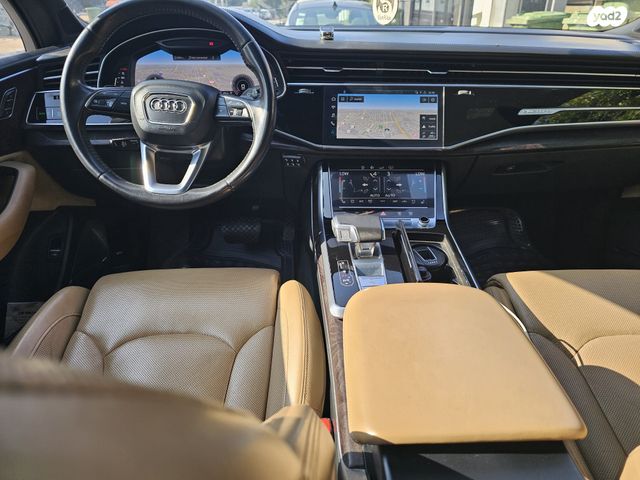 מודעת רכב אאודי Q7