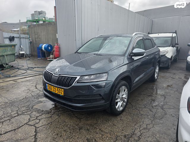 מודעת רכב סקודה קארוק