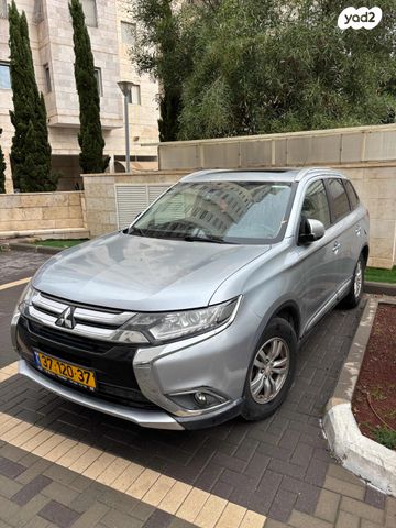 מיצובישי אאוטלנדר