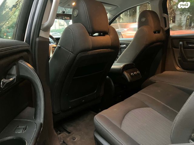 שברולט טראוורס