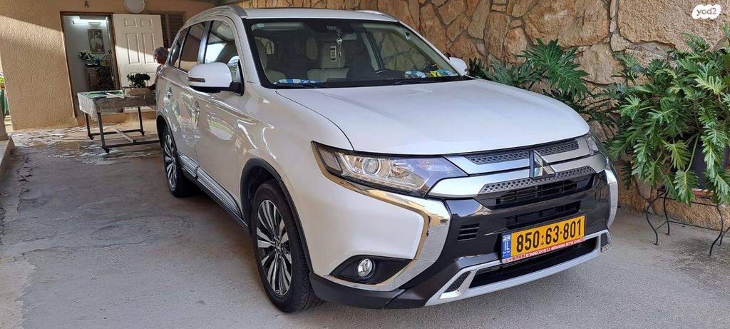 מודעת רכב מיצובישי אאוטלנדר