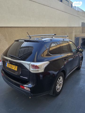 מיצובישי אאוטלנדר