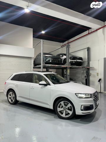 מודעת רכב אאודי Q7