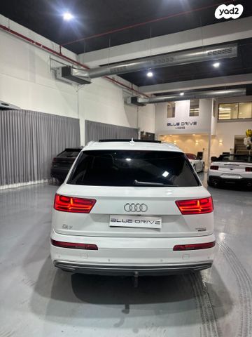 אאודי Q7