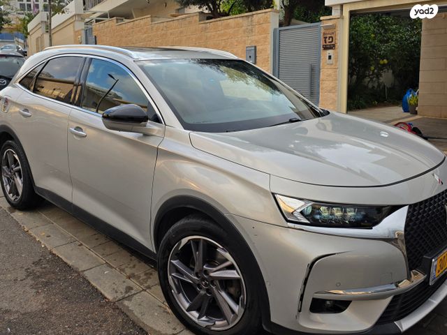 מודעת רכב די.אס 7