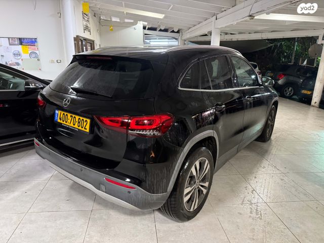 מרצדס-בנץ GLA