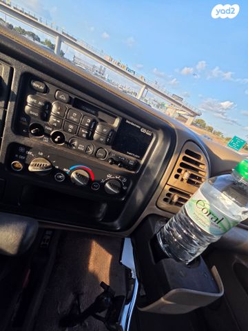 ג'י.אם.סי סאברבן