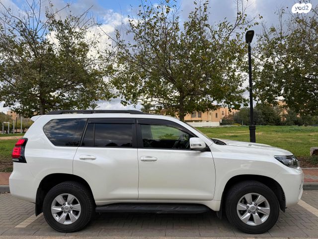 מודעת רכב טויוטה לנד קרוזר