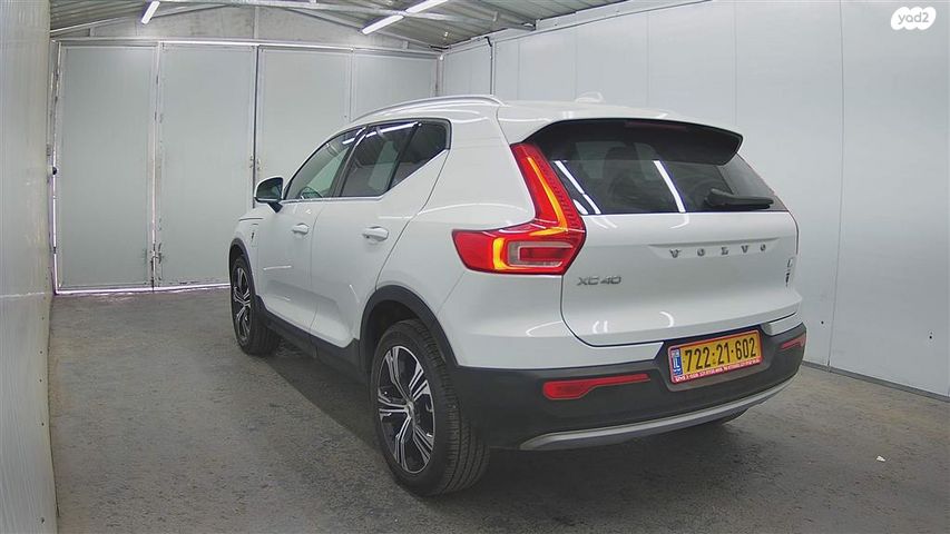 וולוו XC40