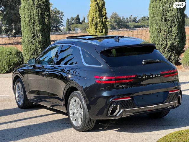 ג'נסיס GV70