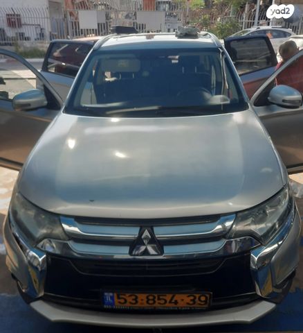 מיצובישי אאוטלנדר