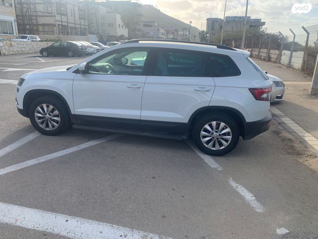 מודעת רכב סקודה קארוק