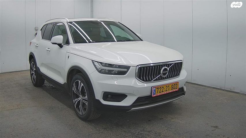 וולוו XC40