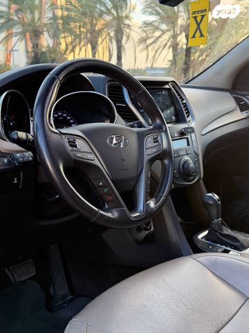 יונדאי סנטה פה