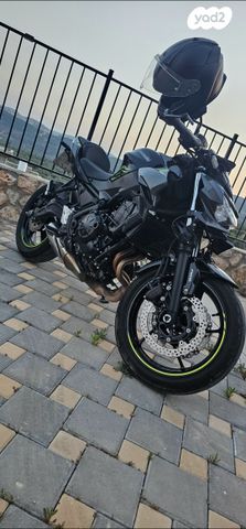 קאוואסאקי Z650