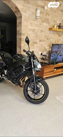 קאוואסאקי Z650