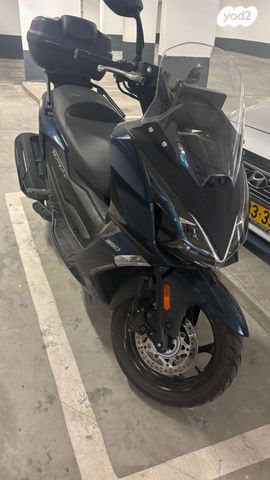 מודעת רכב קימקו דאון-טאון 350