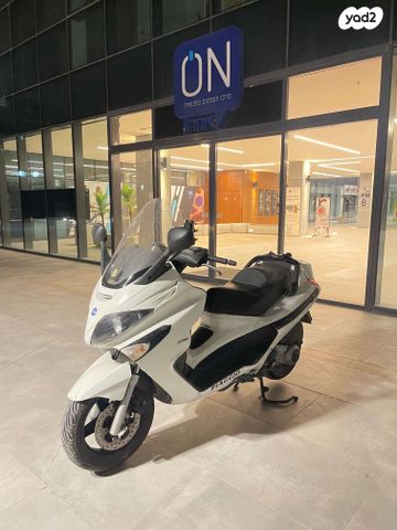 פיאג'ו X-Evo 250