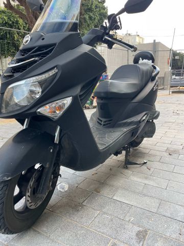 מודעת רכב סאן יאנג ג'וי רייד 125