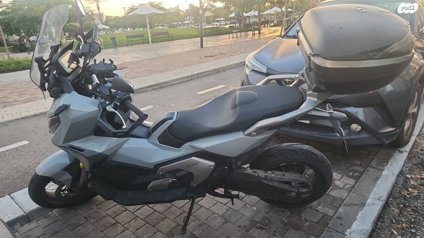 הונדה X-ADV750