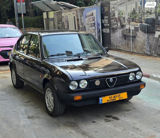 מודעת רכב אלפא רומאו