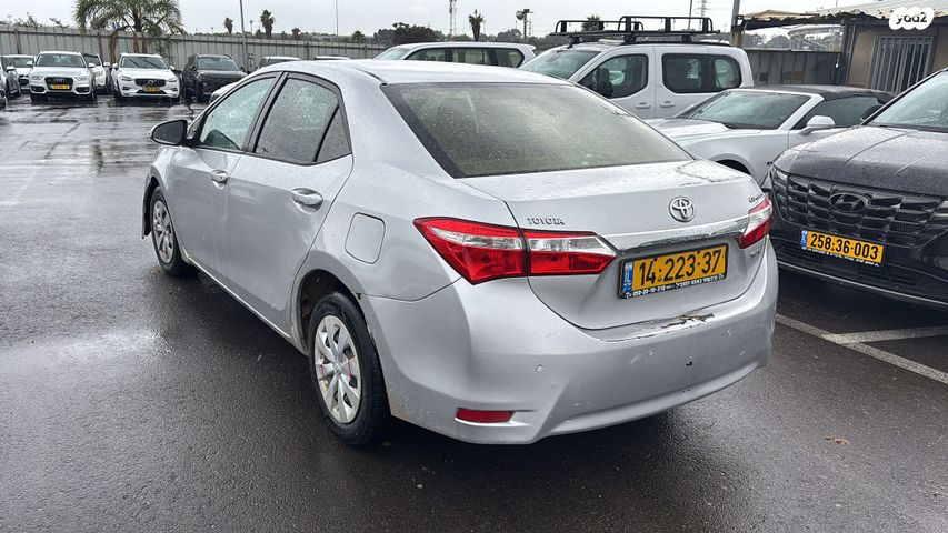 מודעת רכב טויוטה קורולה 2