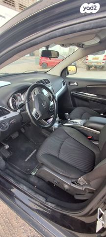 מודעת רכב דודג' ג'רני 2