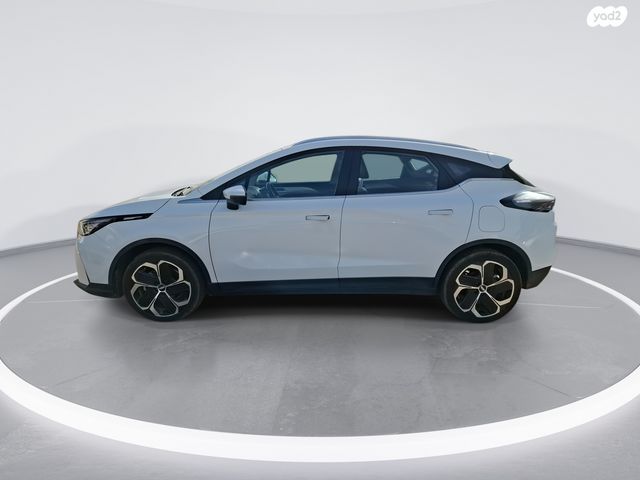 ג׳ילי Geometry C