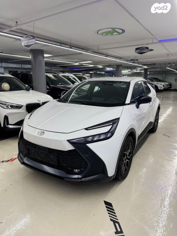 מודעת רכב טויוטה C-HR