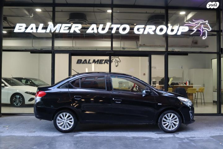 מיצובישי אטראז'