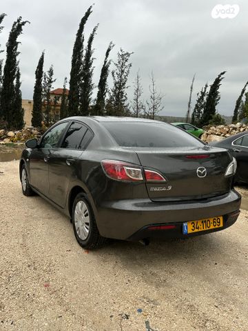 מאזדה 3