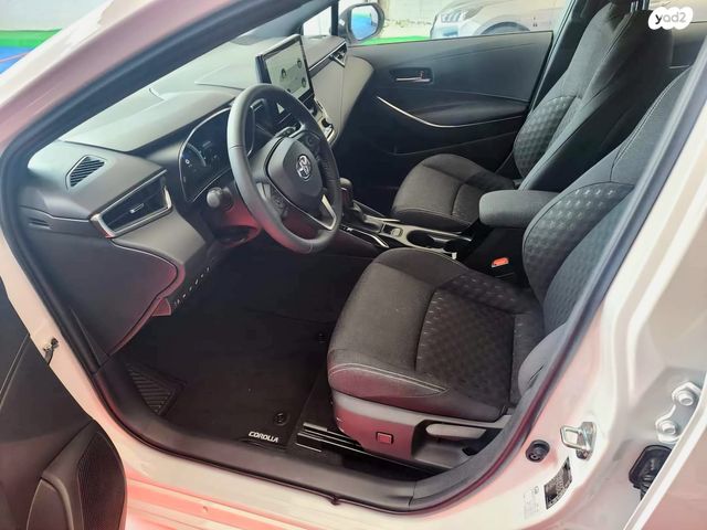 טויוטה קורולה