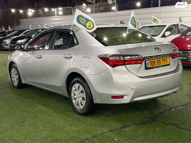 טויוטה קורולה