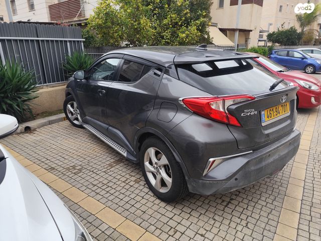 טויוטה C-HR