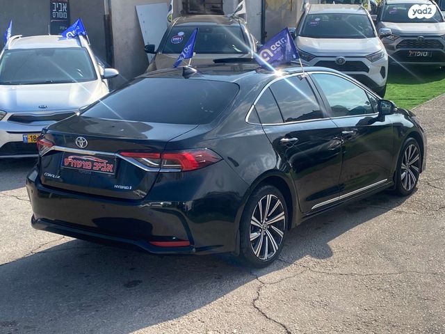 טויוטה קורולה
