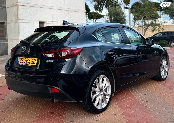 מאזדה 3