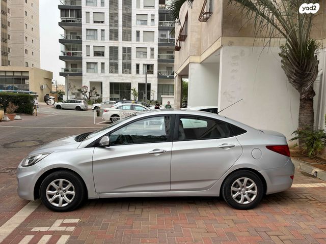 יונדאי אקסנט i25