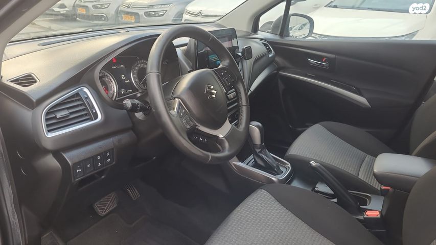 סוזוקי S-Cross