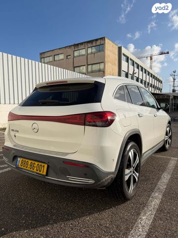 מרצדס-בנץ EQA