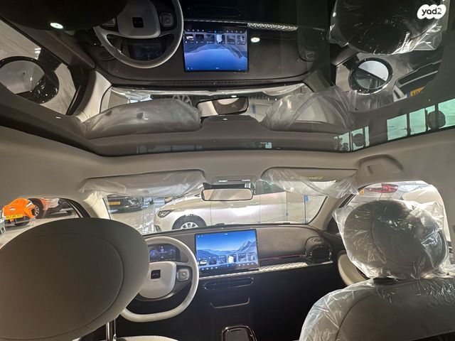 ג׳יי.איי.סי 30