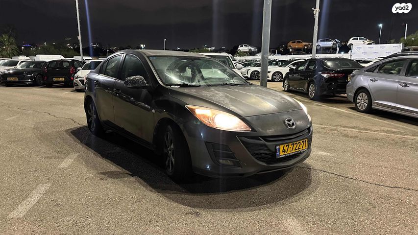 מאזדה 3