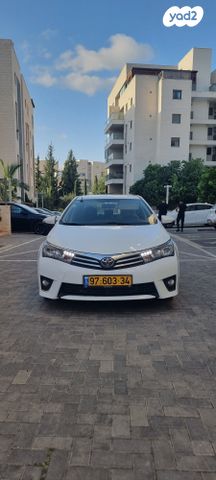 טויוטה קורולה