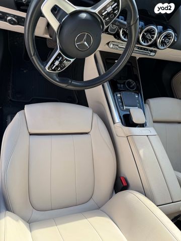 מרצדס-בנץ EQA