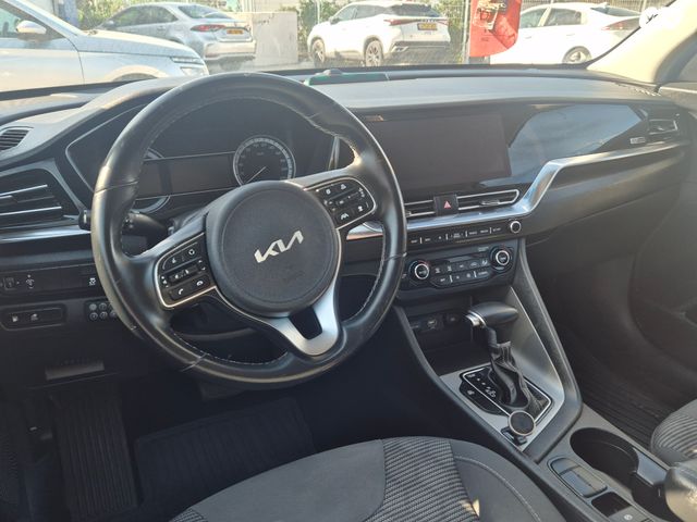 קיה נירו פלוס