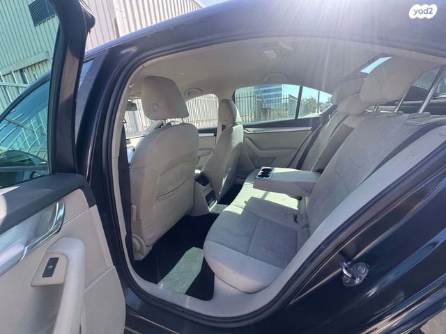 סקודה אוקטביה